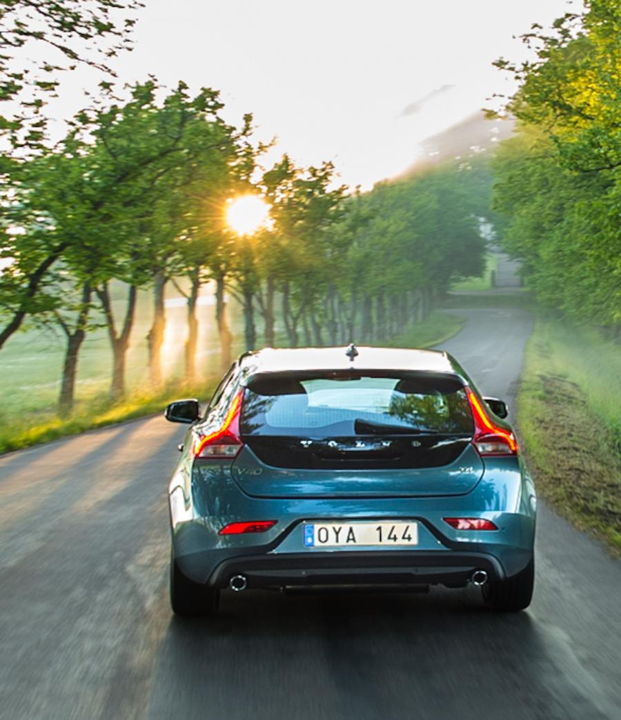  Volvo V40 2012 года  (фото 90 из 183)